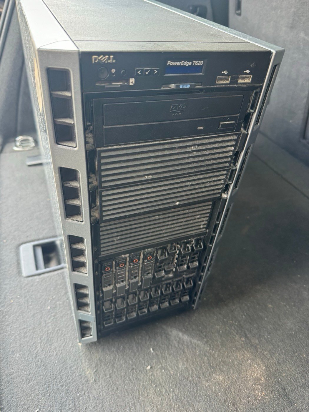 Dell PowerEdge server used for business network and server support